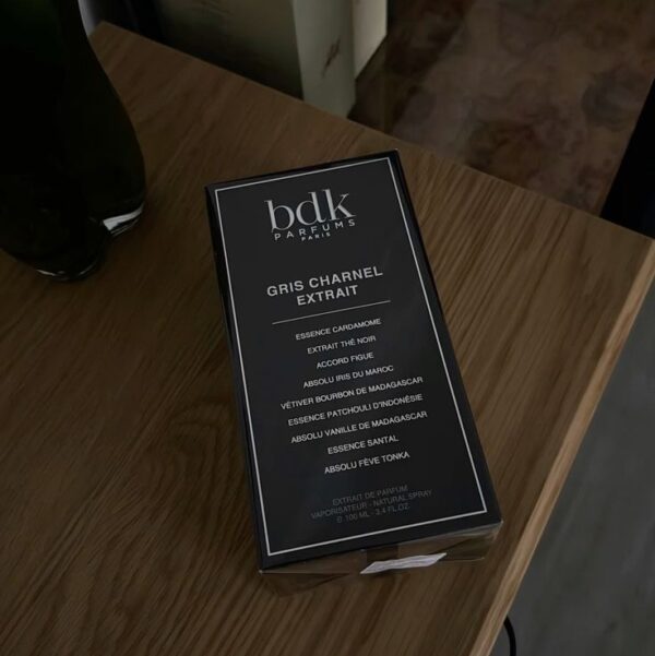 BDK Gris Charnel Extrait